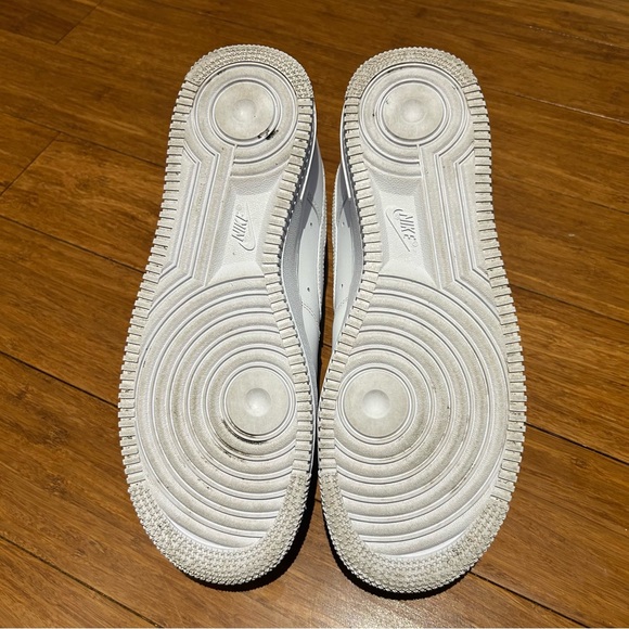 Nike Air Force 1 - Picture 6 of 6